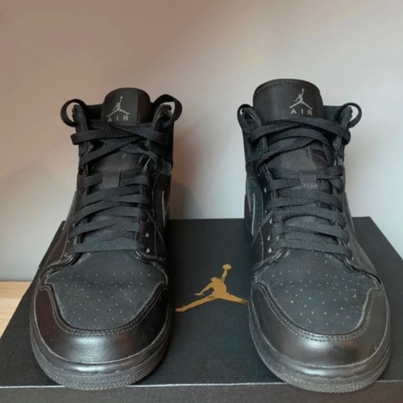 Jordan triple Black 2018 Men’s